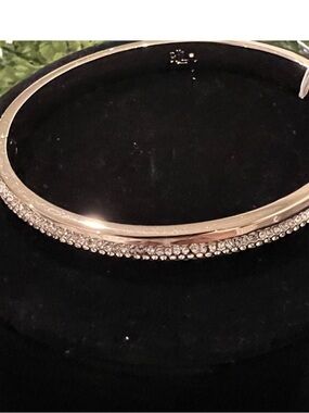 NWT Authentic
Ralph Lauren
Crystal Pave Bangle Gold - tone
Women's Jewelry